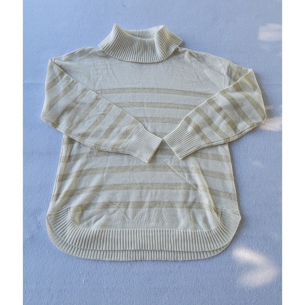 LUXE BRAND - TURTLE NECK SWEATER - CREAM WHITE WITH SILVER SPARKLE... SIZE L‎
